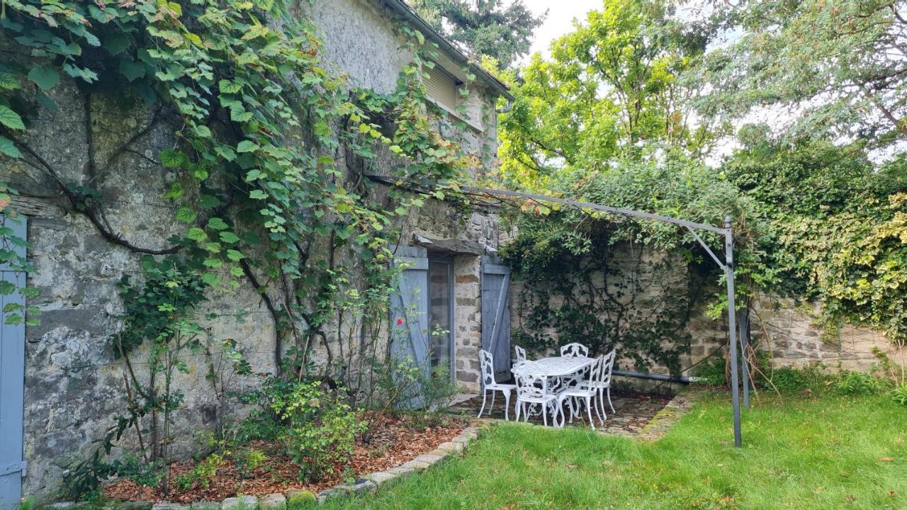 Belle Maison Dans Corps De Ferme - Logement Gabriel Villiers-sous-Grez エクステリア 写真