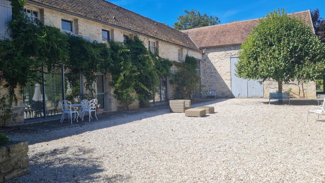 Belle Maison Dans Corps De Ferme - Logement Gabriel Villiers-sous-Grez エクステリア 写真